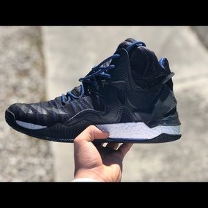 Adidas DRose 7 Boost size 8.5